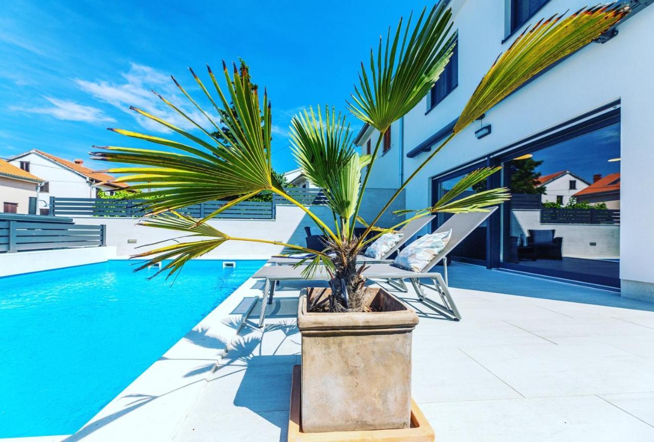 Villa Mondo Adria Njivice Buitenkant foto