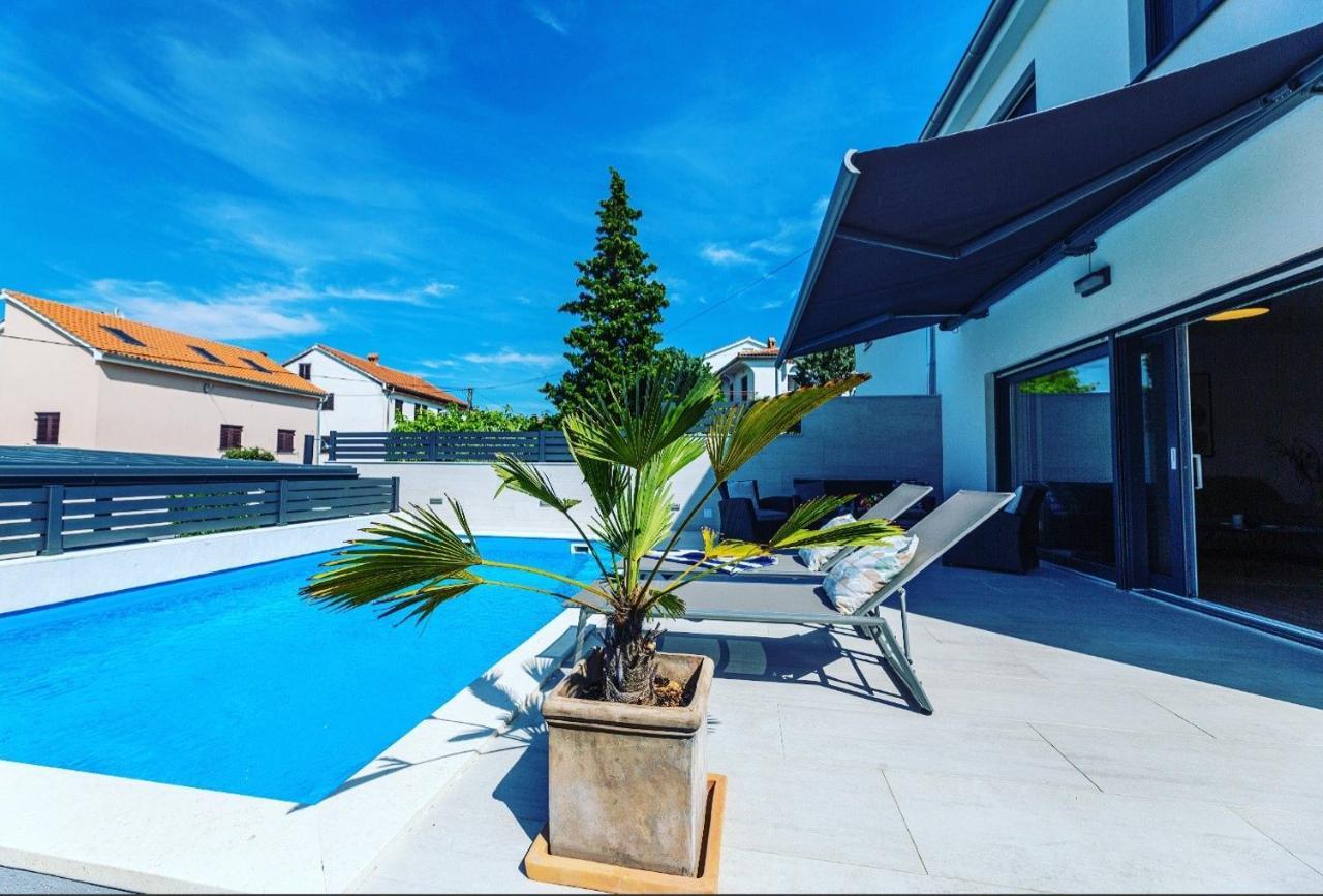 Villa Mondo Adria Njivice Buitenkant foto